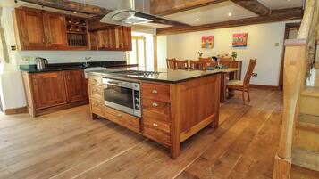 Lavavajillas, utensilios de cocina