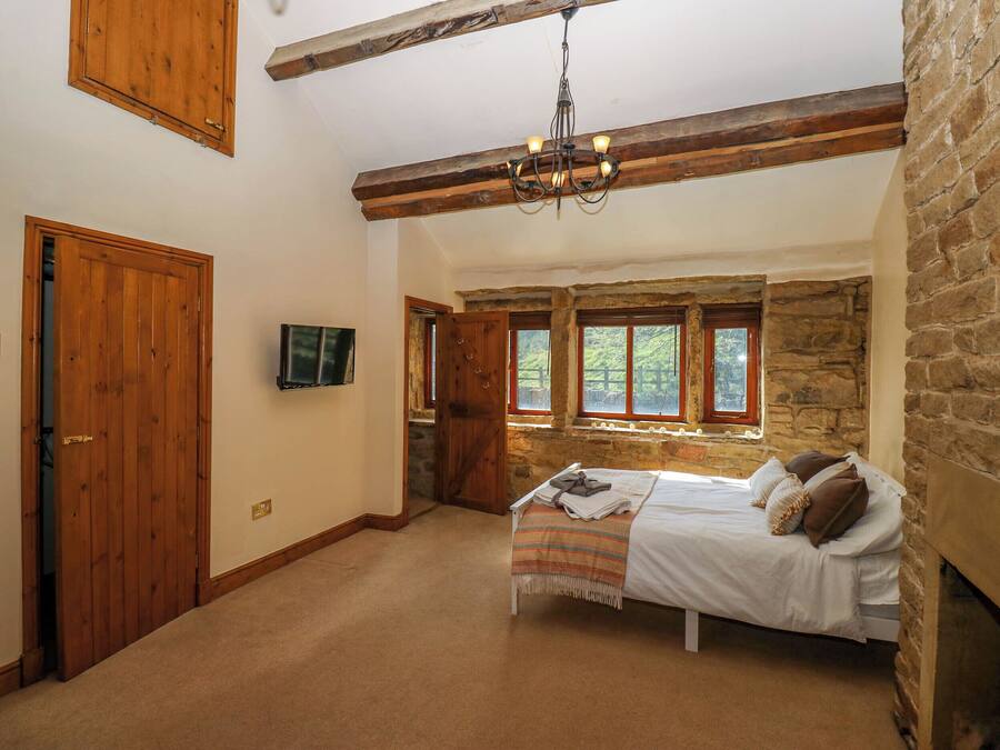 3 bedrooms, free WiFi, individually decorated, individually furnished
