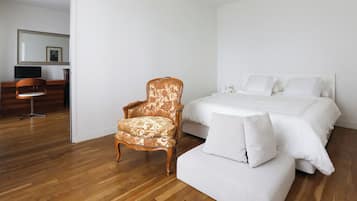 1 chambre, fer et planche Ă repasser, Wi-Fi, draps fournis