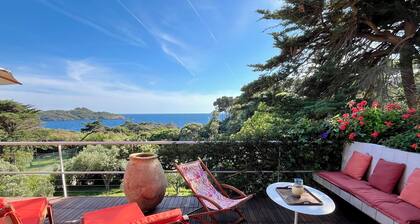 Villa 5 rooms with pool near the sea