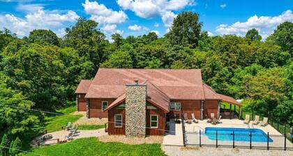 Timber View | Hocking Hills, Pool, Lodge, Pets