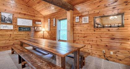 Timber View | Hocking Hills, Pool, Lodge, Pets