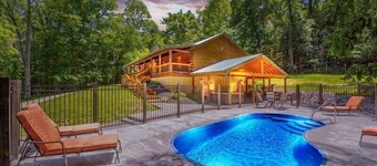 Sterling Lodge | Pool | Hocking Hills