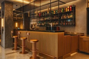 Bar (trong khuôn viên)