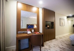 Cots/infant beds