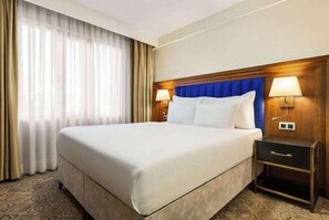 Soundproofing, cots/infant beds - Ramada Plaza by Wyndham Istanbul Sultanahmet (Istanbul)
