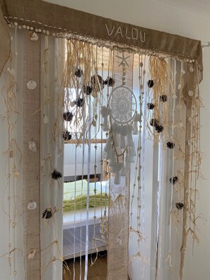 3 Schlafzimmer, Bügeleisen/Bügelbrett