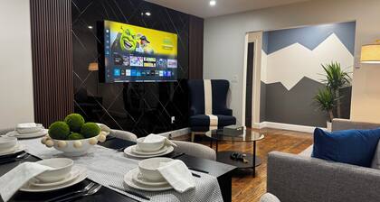 Charming 3-bedroom house with WiFi, AC in enjoyable Hempstead