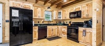 The River Shack *kayaks*hottub*fishing*quiet*family