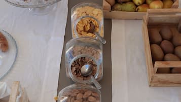 Bao gồm bữa sáng buffet hàng ngày