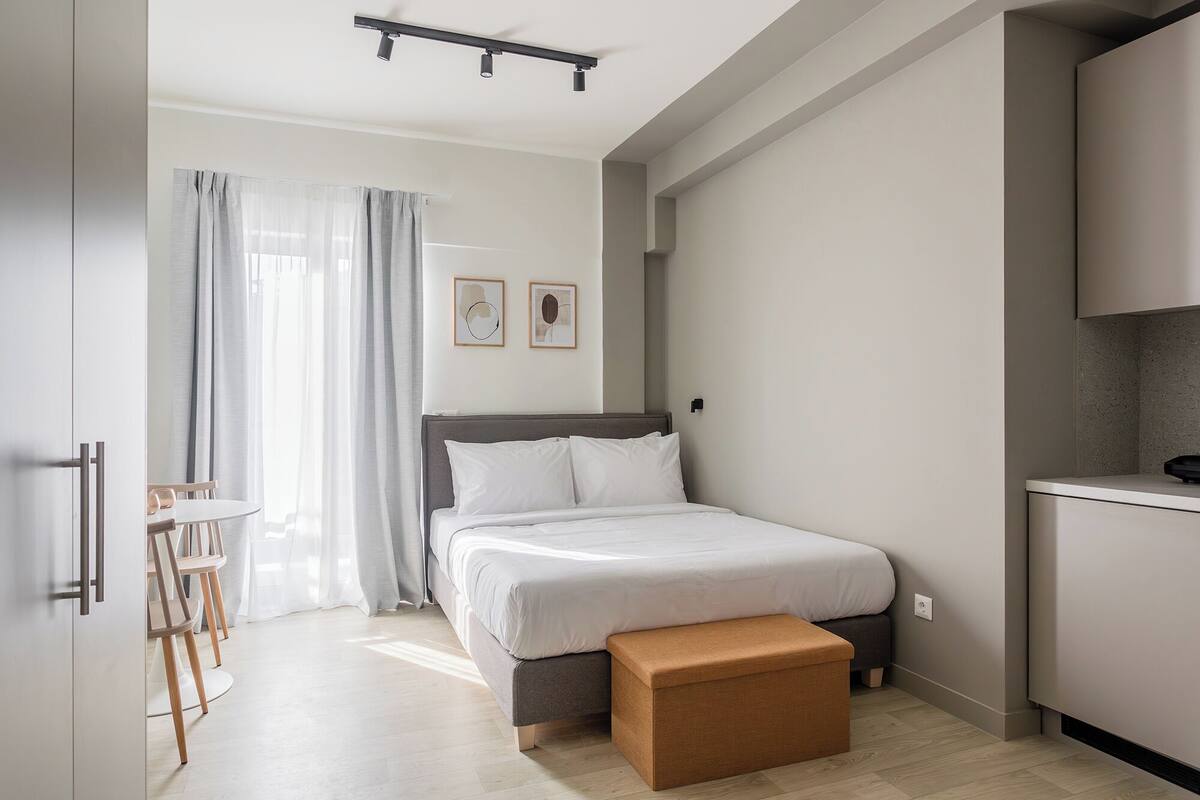 SOL Comet | 1 bedroom, laptop workspace, iron/ironing board, free WiFi