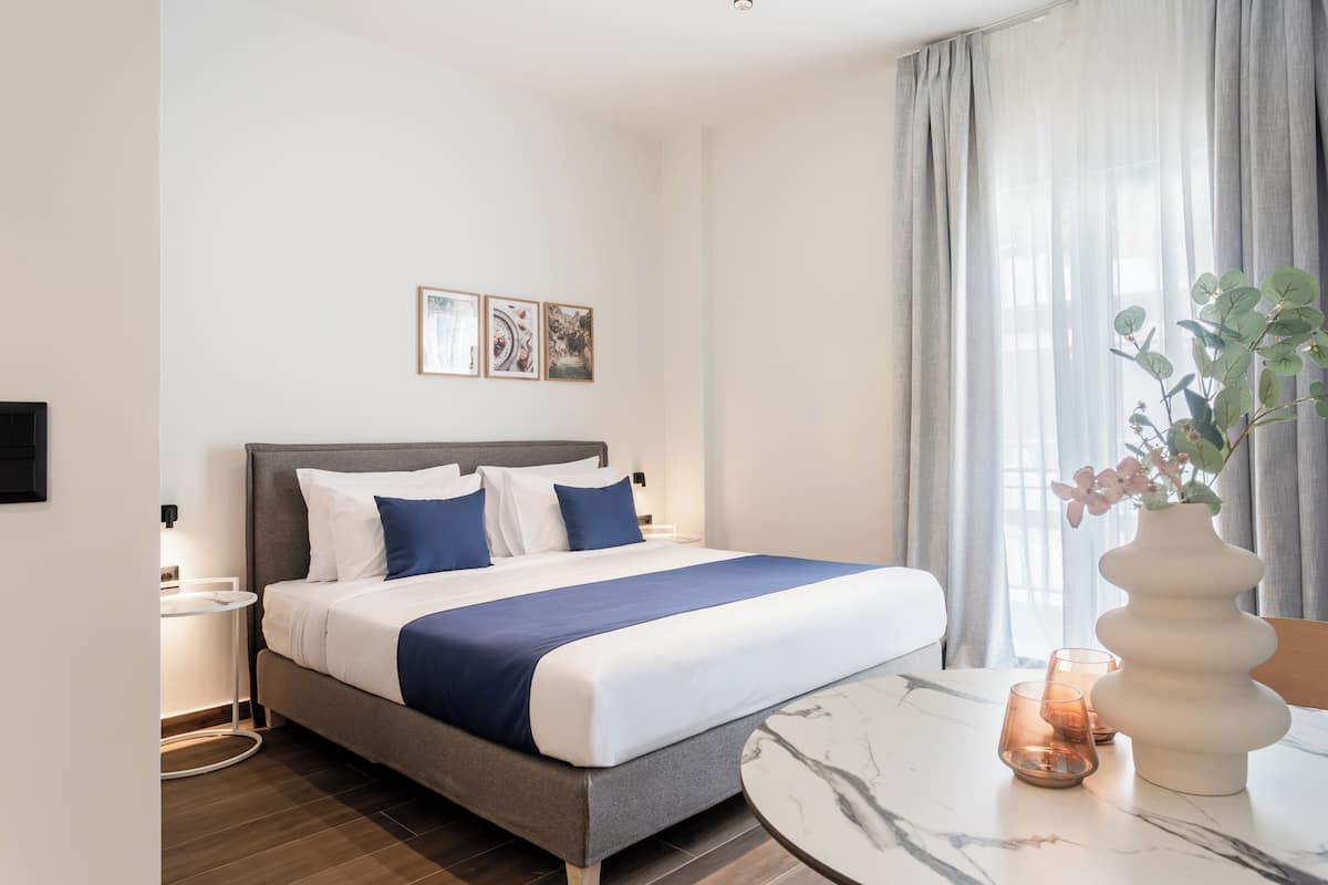 KLEO Eos | View from room