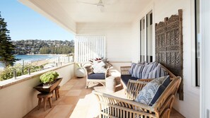 Property grounds - The Palms a gorgeous modern house positioned as close as you can get to beautiful palm beach. (Palm Beach)