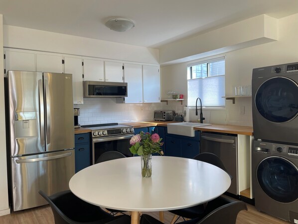 Microwave, oven, stovetop, dishwasher