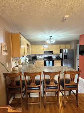 Microwave, oven, stovetop, dishwasher