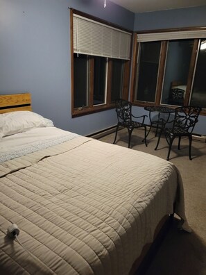 3 habitaciones, wifi gratis y ropa de cama 