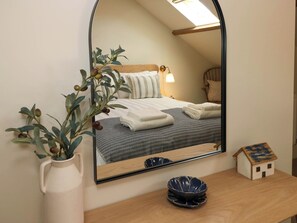 3 Schlafzimmer, individuell dekoriert, individuell eingerichtet