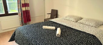 Room-cozy Double Bedroom in Espoo