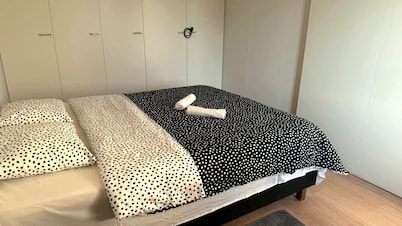 Room-cozy Double Bedroom in Espoo