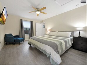 3 bedrooms, iron/ironing board, free WiFi, bed sheets - Charming 3BR in St. Augustine - Walk to Downtown, Near Beach, Wifi & A/C! (St. Augustine)