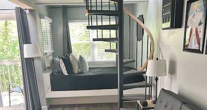 Elegant & Cozy Condo with Loft @ Enchanting Blue Knob All Seasons Resort -3 Beds