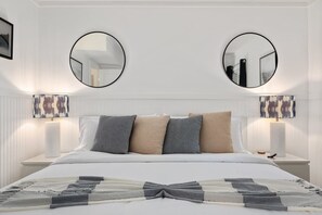 5 chambres, bureau, fer et planche à repasser, Wi-Fi