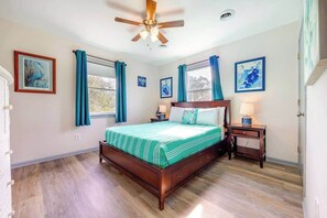 3 slaapkamers, een strijkplank/strijkijzer, wifi, beddengoed