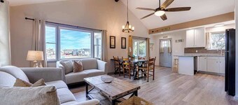 Oceanside - Dog Friendly - Hot Tub