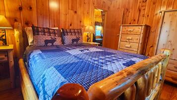 2 sovrum, skrivbord, gratis wi-fi och sängkläder