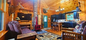 Smart TV, fireplace, ping pong