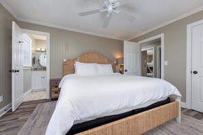 4 Schlafzimmer, Bügeleisen/Bügelbrett, WLAN, Bettwäsche