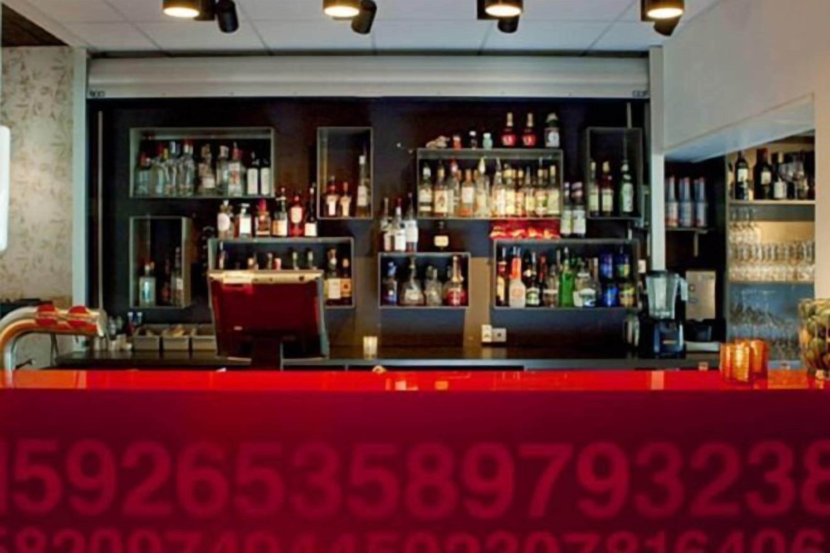 Bar (en la propiedad)