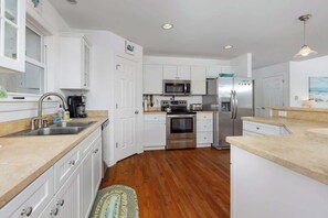 Microwave, oven, stovetop, dishwasher