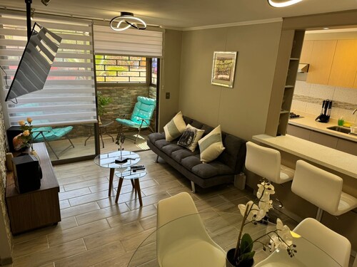 Apartment near the sea with three bedrooms