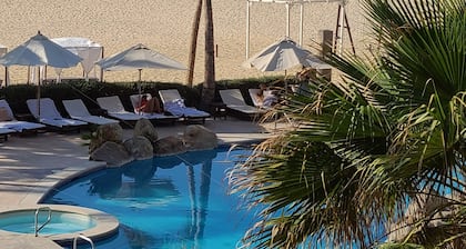 Ocean view condo, La Jolla, San José del Cabo with WiFi, AC, newly remodeled.