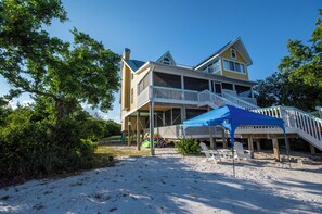 Exterior - Dolphin House for 2, Cayo Costa Island (Cayo Costa)