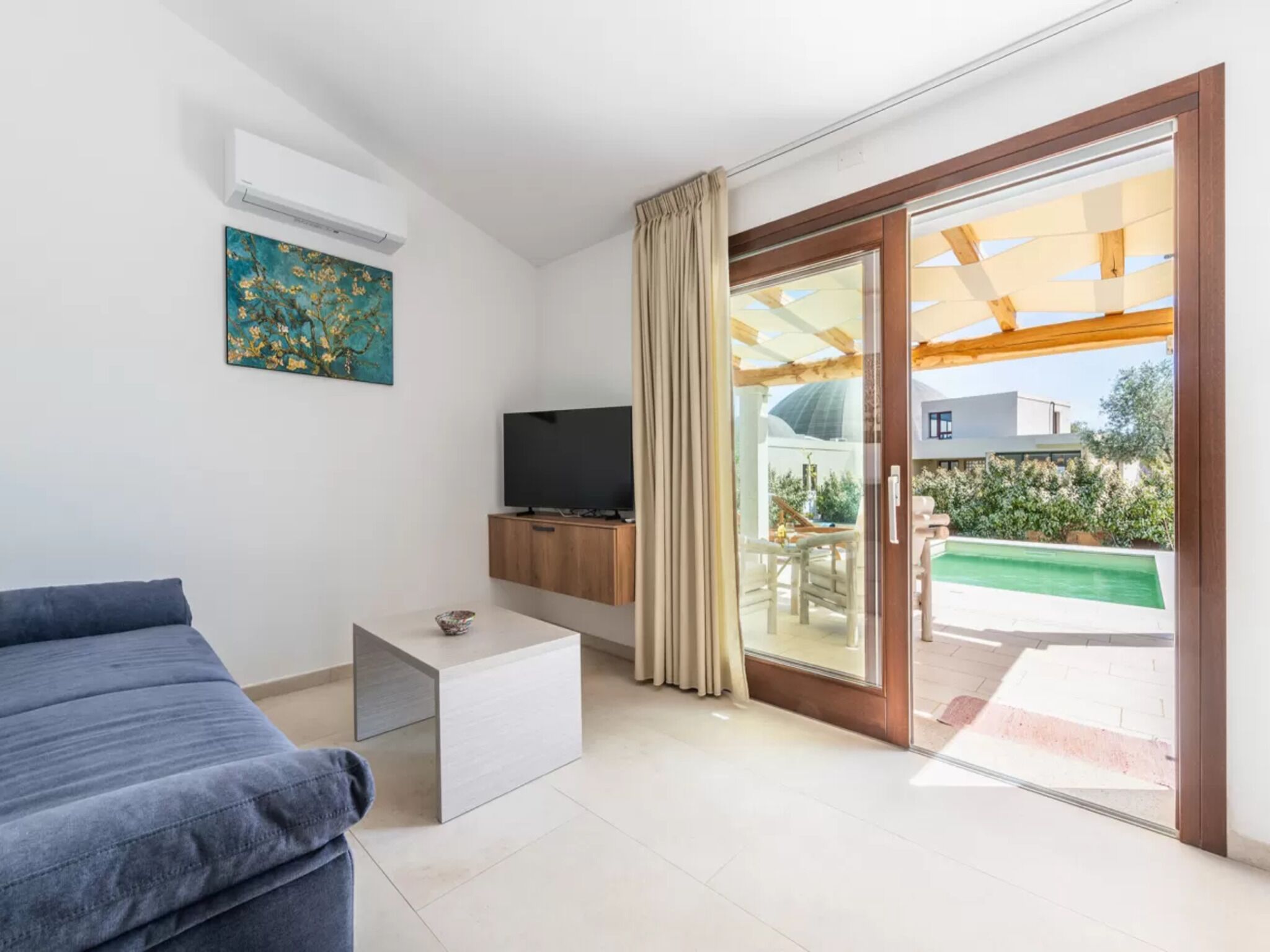 Villa, 3 Bedrooms, Private Pool, Garden View | Living room
