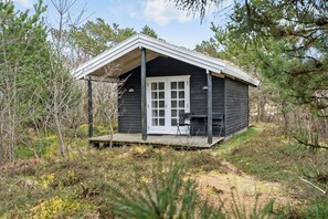 Exterior - Charming forest cabin (Ringkøbing)