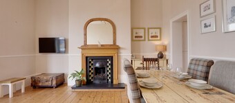 Heaton House Apartment - North East Escapes