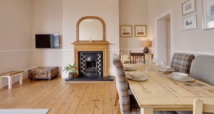 Heaton House Apartment - North East Escapes