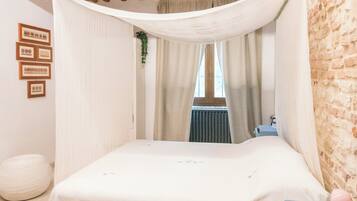 4 Schlafzimmer, Bügeleisen/Bügelbrett, kostenloses WLAN, Bettwäsche