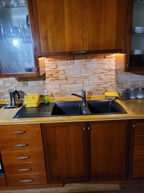 Microwave, stovetop