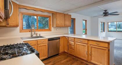 Riverview Pines Cabin