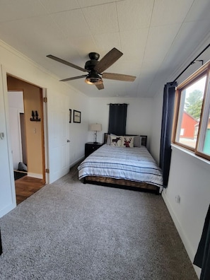 2 chambres, bureau, Wi-Fi gratuit, draps fournis