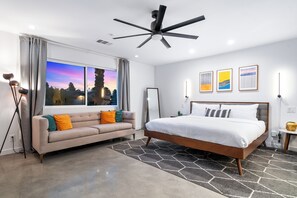 4 bedrooms, desk, iron/ironing board, free WiFi - Private Oasis, 4 BR, Huge Heated Pool & Spa, Views (Palm Springs)