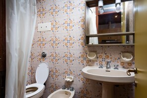 Doccia, bidet