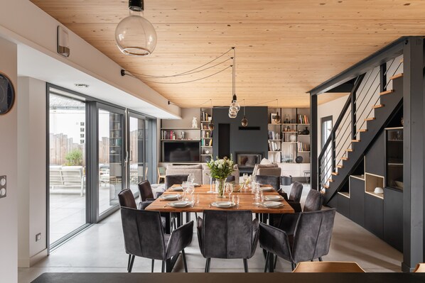 Dining - Villa Ker Jade - vue sur la mer (Lancieux)