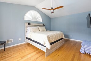 3 sovrum, strykjärn/strykbräda, gratis wi-fi och sängkläder