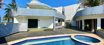 Casa Alto Padrão Frente ao Mar