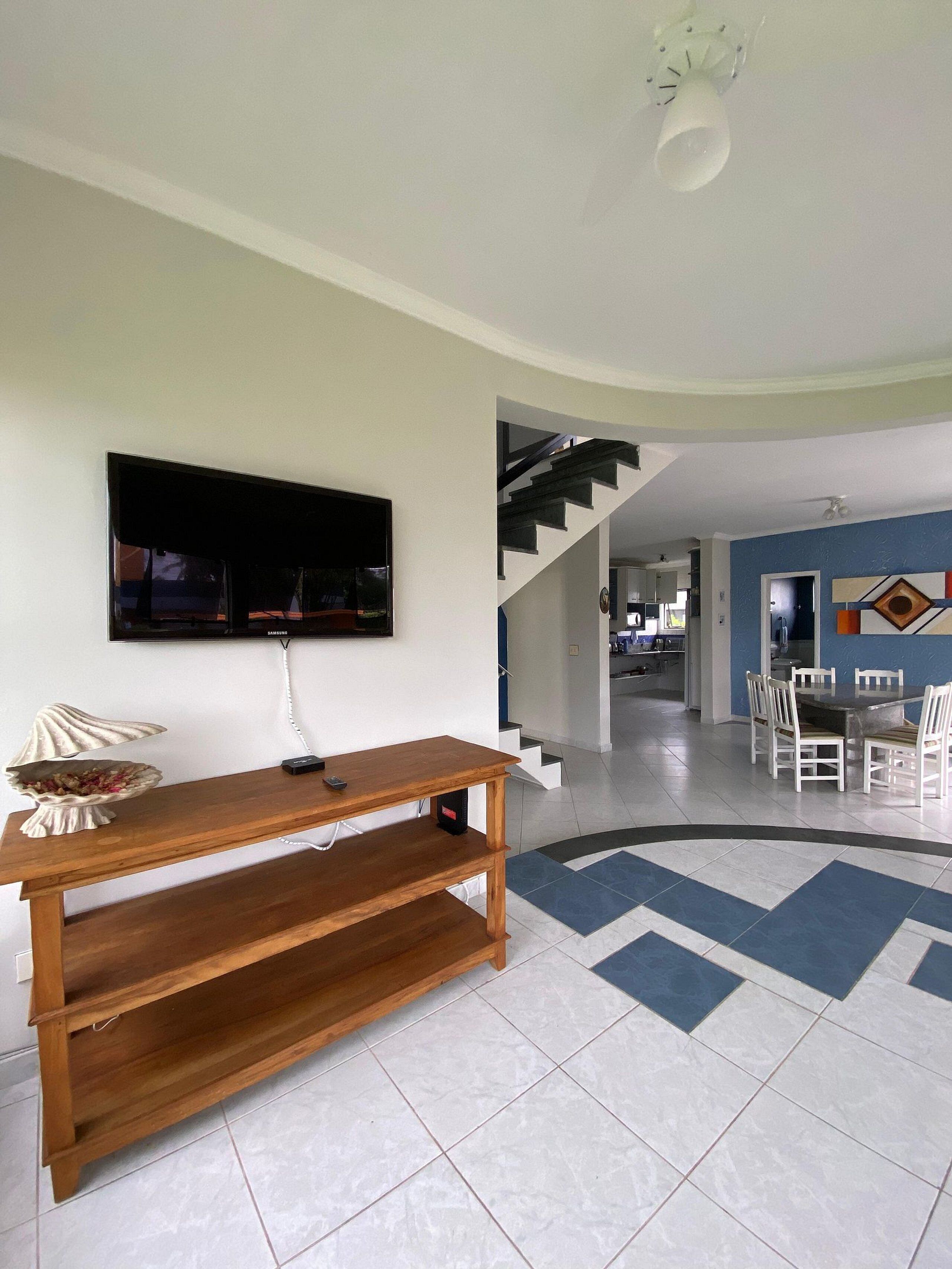 Villa | Dining